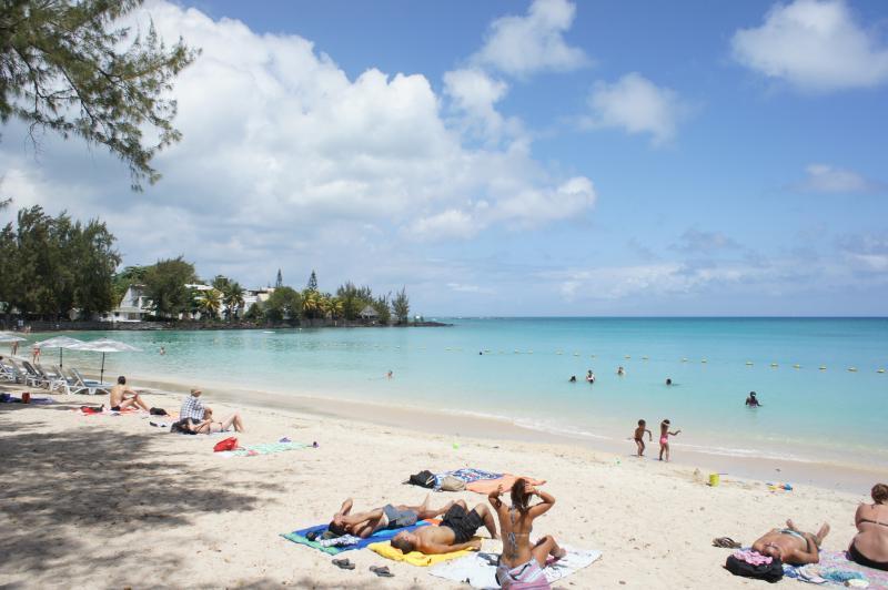 Pereybere Marlin Studio Apartment Pereybere Beach ภายนอก รูปภาพ